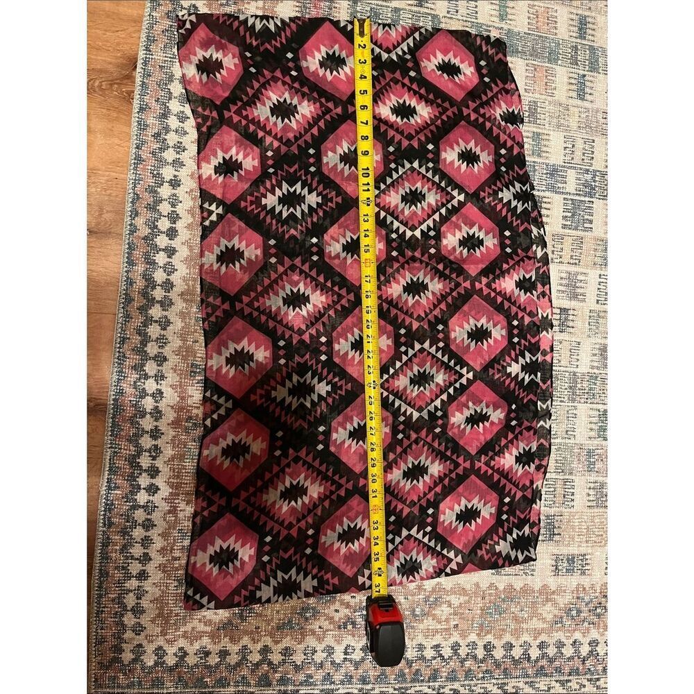 Aztec Print Scarf - Picture 4 of 5